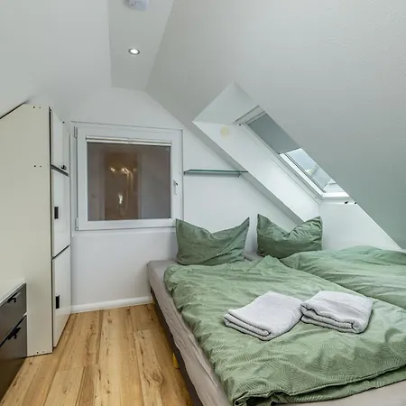 Einfach Schoen Apartament *